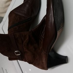 Francesco's size 8.5 boots